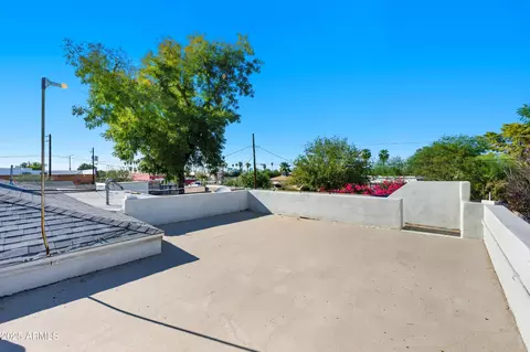 Exterior - 20 E Saint Charles Ave, Phoenix, AZ 85042 photo 4 of 6