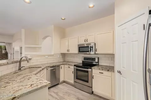 3047 E Fremont Rd, Phoenix, AZ 85042 photo 11