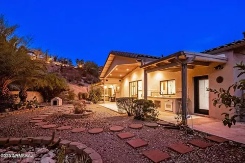 6440 N Mesa View Dr, Tucson, AZ 85718