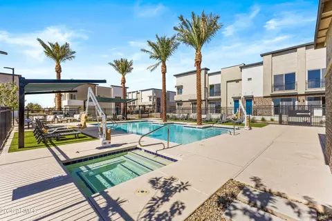 651 N Ironwood Dr #60, Apache Junction, AZ 85119