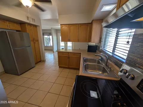 Kitchen - 2810 E Willow Ave, Phoenix, AZ 85032 photo 2 of 4