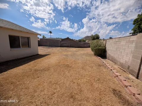 Exterior - 2810 E Willow Ave, Phoenix, AZ 85032 photo 9 of 9