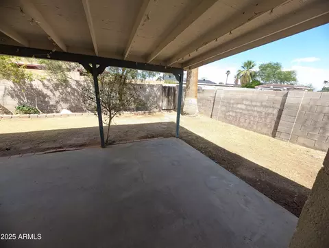 Exterior - 2810 E Willow Ave, Phoenix, AZ 85032 photo 1 of 9