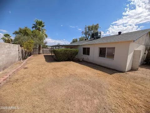 Exterior - 2810 E Willow Ave, Phoenix, AZ 85032 photo 6 of 9