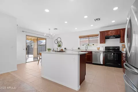 Kitchen - 3771 E Betsy Ln, Gilbert, AZ 85296 photo 1 of 5