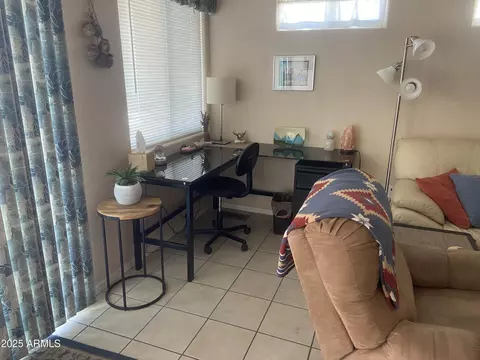 1363 W Chesapeake Dr, Apache Junction, AZ 85119 photo 4