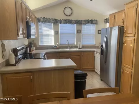 1363 W Chesapeake Dr, Apache Junction, AZ 85119 photo 6