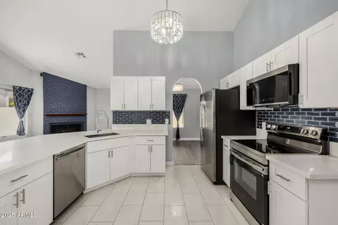 10230 W Campbell Ave, Phoenix, AZ 85037