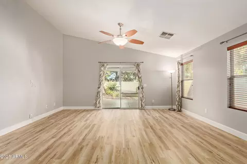2020 W Carter Rd, Phoenix, AZ 85041 photo 3