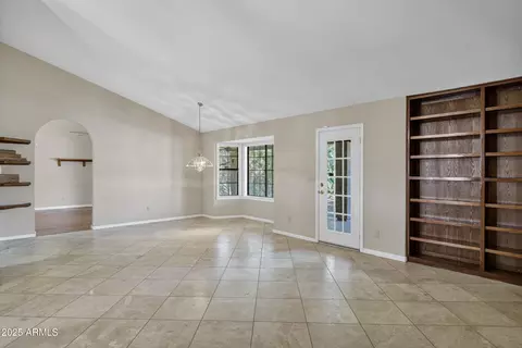 15217 S 36th Pl, Phoenix, AZ 85044 photo 5