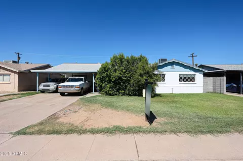 2936 W Larkspur Dr, Phoenix, AZ 85029