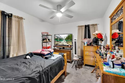 Bedroom - 2817 E Avalon Dr, Phoenix, AZ 85016 photo 1 of 6