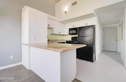 Kitchen - 1005 E 8th St #3015, Tempe, AZ 85281 photo 4 of 4
