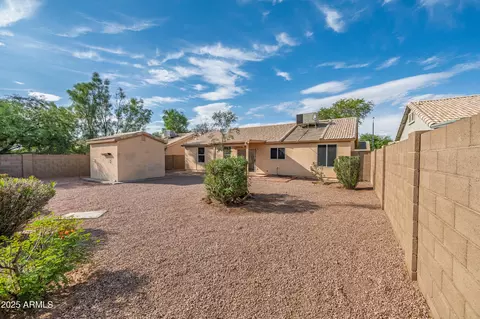 Exterior - 2129 W 17th Ave, Apache Junction, AZ 85120 photo 6 of 8