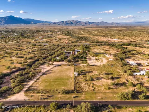 3036 W Williams Rd, Benson, AZ 85602