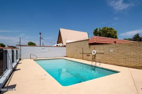 Exterior - 6818 N 35th Ave #I, Phoenix, AZ 85017 photo 3 of 3