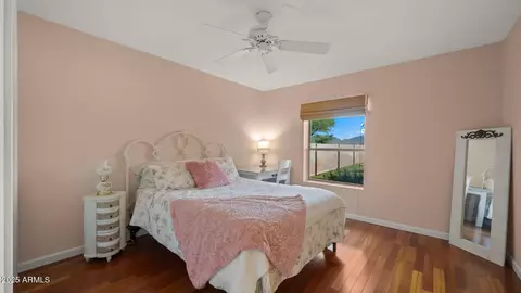 Bedroom - 4631 E Cochise Dr, Phoenix, AZ 85028 photo 4 of 4