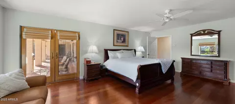Bedroom - 4631 E Cochise Dr, Phoenix, AZ 85028 photo 1 of 4