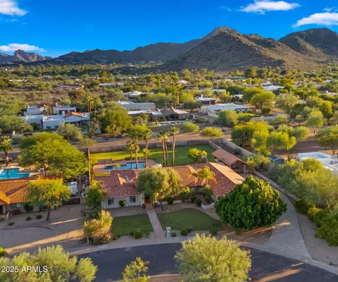 View/Area - 4631 E Cochise Dr, Phoenix, AZ 85028 photo 2 of 3