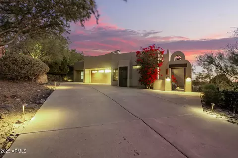 35621 N Mamie Maude Dr, Carefree, AZ 85377
