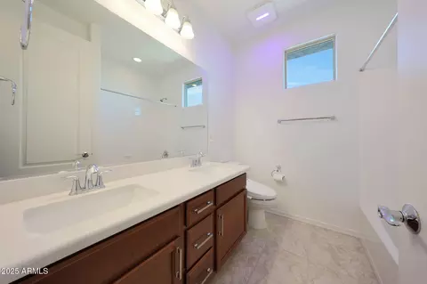 Bath - 3176 N 198th Ln, Buckeye, AZ 85396 photo 6 of 6