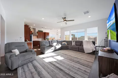 Living - 3176 N 198th Ln, Buckeye, AZ 85396 photo 1 of 2