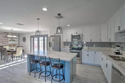 8637 E Palm Ln, Scottsdale, AZ 85257