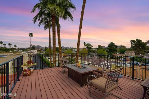 Exterior - 2637 E Beekman Pl, Phoenix, AZ 85016 photo 2 of 8