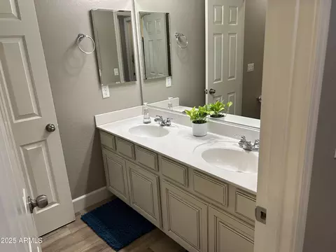 Bath - 7437 E Onza Ave, Mesa, AZ 85212 photo 3 of 4