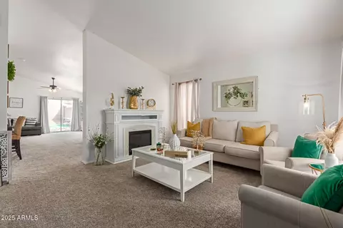 Living - 5008 E Casper St, Mesa, AZ 85205 photo 2 of 4