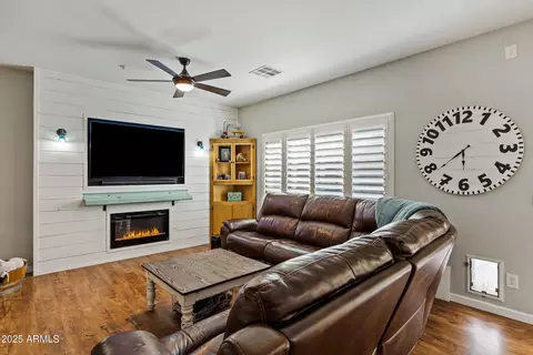 1523 Elgin St, Gilbert, AZ 85295 photo 10