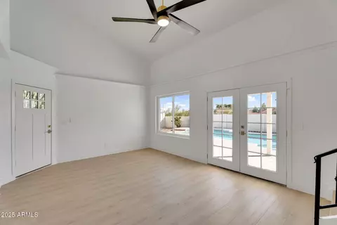 4507 E Monte Way, Phoenix, AZ 85044