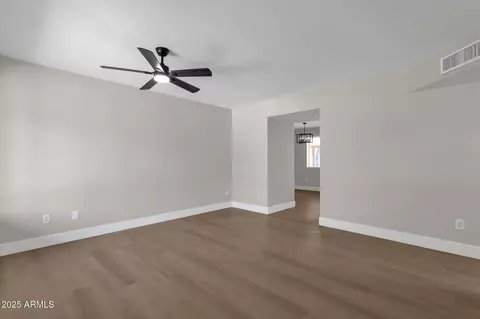 4309 E Alta Mesa Ave, Phoenix, AZ 85044 photo 9