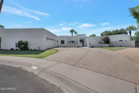 9027 N 82nd St, Scottsdale, AZ 85258