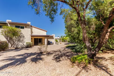 Exterior - 4605 Euclid Ave, Phoenix, AZ 85044 photo 6 of 9