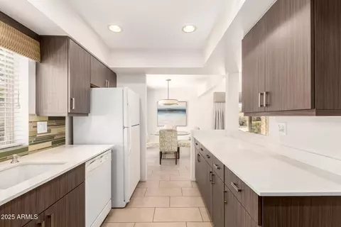 Kitchen - 4605 Euclid Ave, Phoenix, AZ 85044 photo 3 of 3