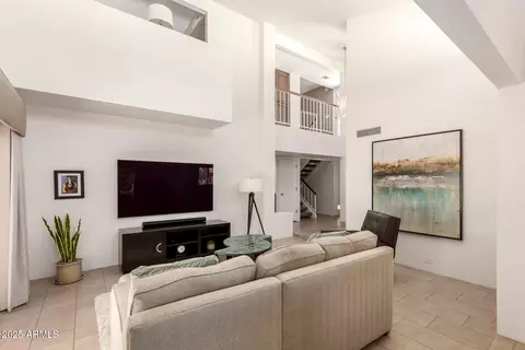 Living - 4605 Euclid Ave, Phoenix, AZ 85044 photo 3 of 4