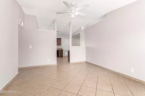 Living - 1412 E Carter Rd, Phoenix, AZ 85042 photo 1 of 1