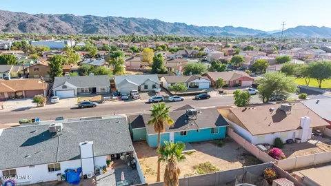 View/Area - 1412 E Carter Rd, Phoenix, AZ 85042 photo 4 of 9