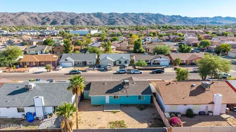 View/Area - 1412 E Carter Rd, Phoenix, AZ 85042 photo 2 of 9