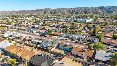 View/Area - 1412 E Carter Rd, Phoenix, AZ 85042 photo 5 of 9