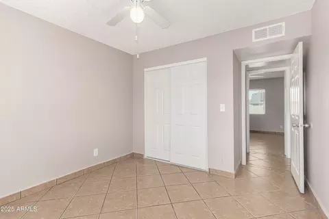 Bedroom - 1412 E Carter Rd, Phoenix, AZ 85042 photo 1 of 5