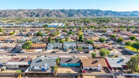 View/Area - 1412 E Carter Rd, Phoenix, AZ 85042 photo 6 of 9