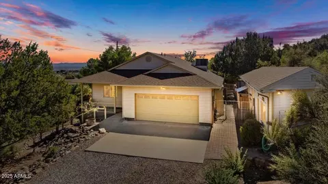 1381 S Saddleback Dr, Cottonwood, AZ 86326