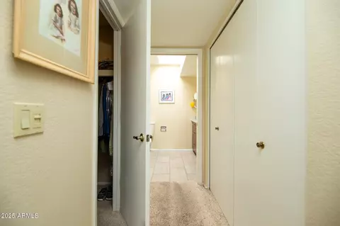 Entry Way - 629 E Jeffrey Ave, Phoenix, AZ 85020 photo 5 of 5