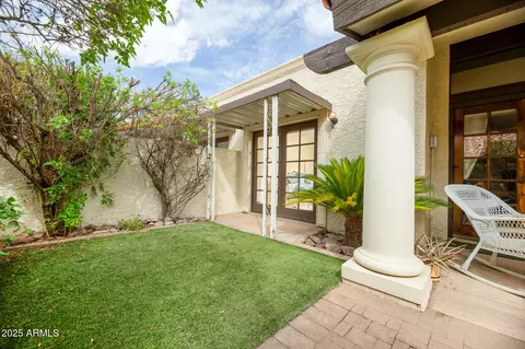 Exterior - 629 E Jeffrey Ave, Phoenix, AZ 85020 photo 5 of 9