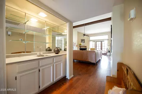 Entry Way - 629 E Jeffrey Ave, Phoenix, AZ 85020 photo 1 of 5