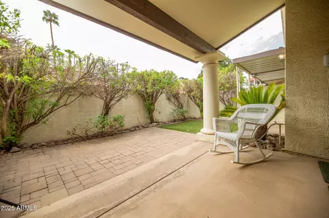 Exterior - 629 E Jeffrey Ave, Phoenix, AZ 85020 photo 7 of 9