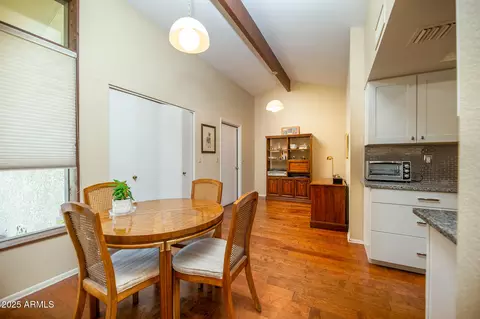 Dining - 629 E Jeffrey Ave, Phoenix, AZ 85020 photo 2 of 2