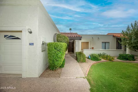 Exterior - 629 E Jeffrey Ave, Phoenix, AZ 85020 photo 2 of 9